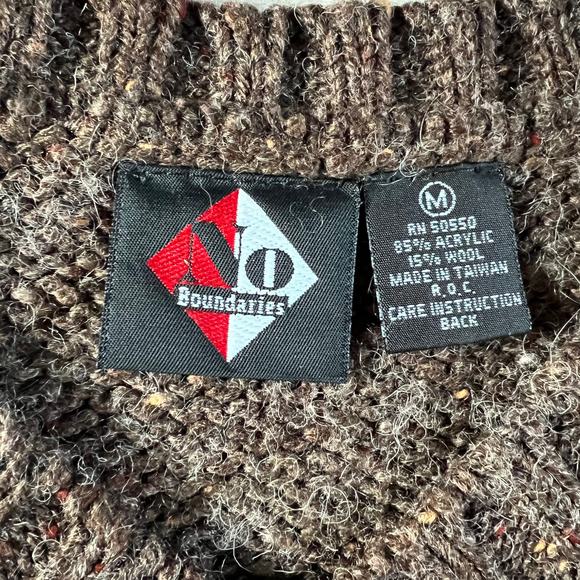 No Boundaries Wool Blend Snowflakes and Hearts Sweater Sz M - Picture 2 of 7